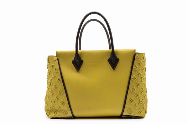 Louis Vuitton : Borsa W Tote Monogram Tuffetage  - Asta Luxury Fashion - Associazione Nazionale - Case d'Asta italiane