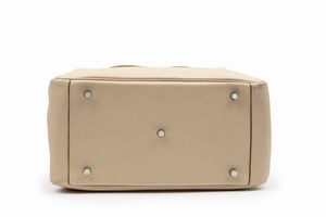 Hermès : Borsa Lindy  - Asta Luxury Fashion - Associazione Nazionale - Case d'Asta italiane