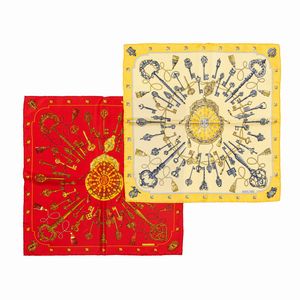 Hermès - Lotto composto da due piccoli foulard Les Clefs
