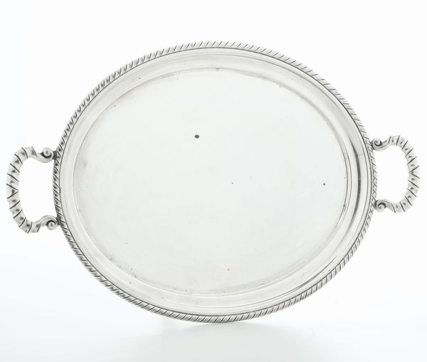 Vassoio biansato. Argenteria veneta del XX secolo, argentiere Rino Greggio, Padova  - Asta Argenti - Associazione Nazionale - Case d'Asta italiane