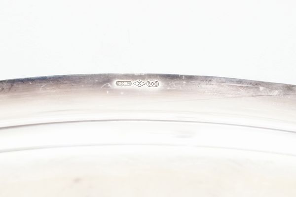 Vassoio biansato. Argenteria veneta del XX secolo, argentiere F.lli Zaramella, Padova  - Asta Argenti - Associazione Nazionale - Case d'Asta italiane