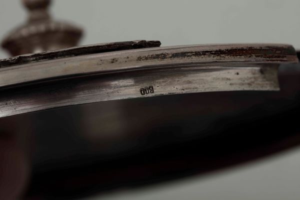 Set da tavola in argento composto da acetoliera, formaggiera e porta sale. Varie manifatture italiane del XX secolo  - Asta Argenti - Associazione Nazionale - Case d'Asta italiane