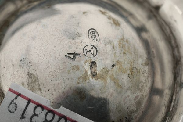 Servizio da tè e caffè. Argenteria italiana del XX secolo, argentiere I.M.A., Alessandria  - Asta Argenti - Associazione Nazionale - Case d'Asta italiane