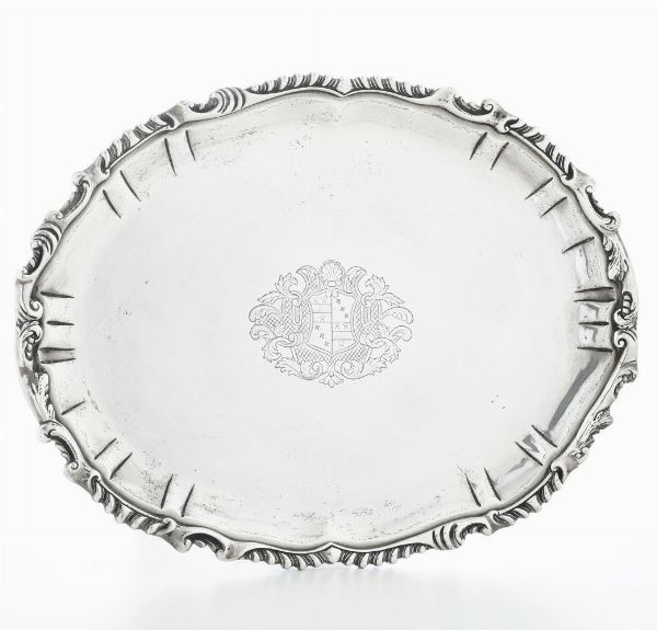 Vassoio ovale. Londra, probabilmente 1770 (marchio dell'argentiere assente)  - Asta Argenti - Associazione Nazionale - Case d'Asta italiane