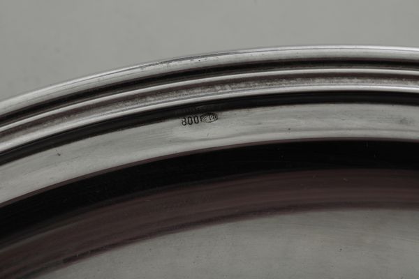 Due piatti. Argenteria veneta del XX secolo, argentiere Rino Greggio, Padova  - Asta Argenti - Associazione Nazionale - Case d'Asta italiane