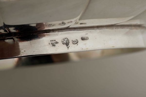 Centrotavola in argento. Argenteria italiana del XX-XXI secolo, Firenze  - Asta Argenti - Associazione Nazionale - Case d'Asta italiane