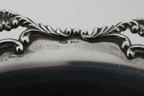 Cinque tra alzatine e vuotatasche. Argenteria italiana del XX secolo, vari argentieri  - Asta Argenti - Associazione Nazionale - Case d'Asta italiane