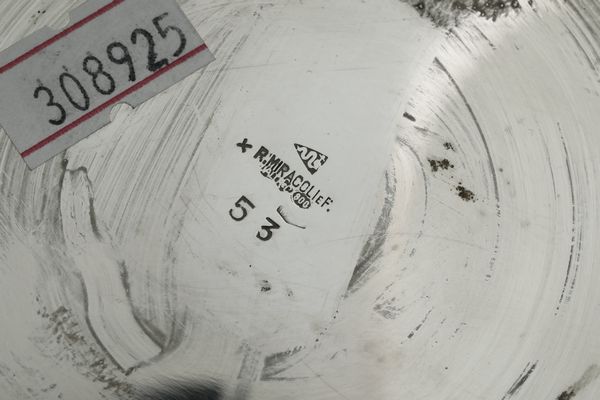 Tre tankard. Argenteria milanese del XX secolo, uno argentiere Miracoli e due Genazzi  - Asta Argenti - Associazione Nazionale - Case d'Asta italiane