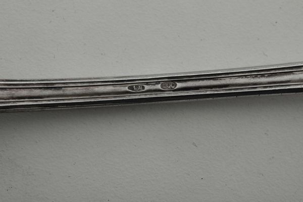 Servizio di posate spaiate. Argenteria italiana del XX secolo. Argentiere Cesa, Alessandria  - Asta Argenti - Associazione Nazionale - Case d'Asta italiane