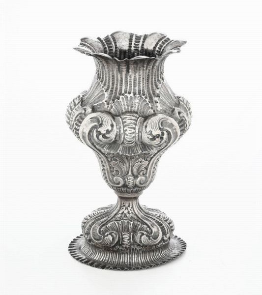 Vaso. Argenteria artistica italiana, prima metà del XX secolo  - Asta Argenti - Associazione Nazionale - Case d'Asta italiane