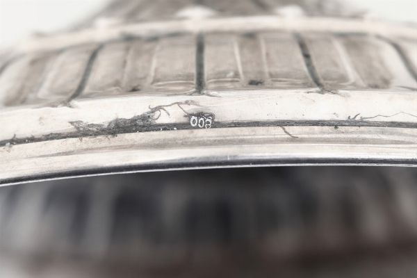 ﻿﻿﻿﻿Coppia di vasi. Argenteria italiana della prima metà del XX secolo  - Asta Argenti - Associazione Nazionale - Case d'Asta italiane