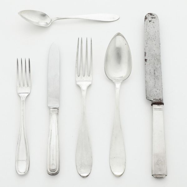 Servizio misto di posate, varie argenterie del XX secolo  - Asta Argenti - Associazione Nazionale - Case d'Asta italiane