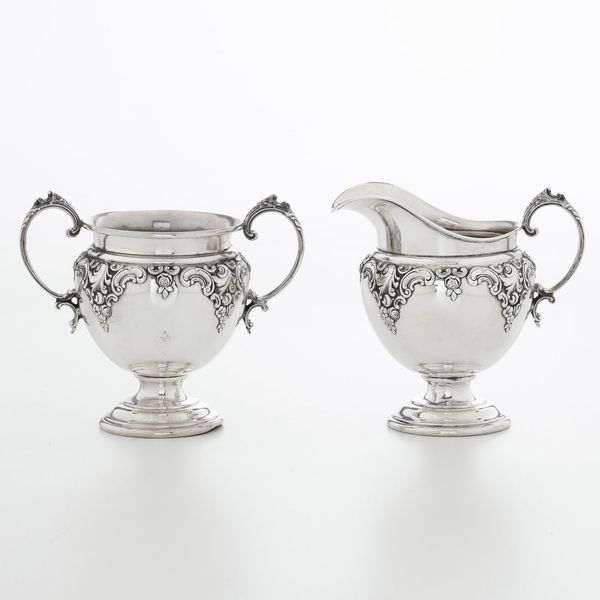 Lattiera e zuccheriera. Argenteria del XX secolo  - Asta Argenti - Associazione Nazionale - Case d'Asta italiane