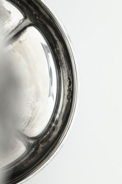 Due vasi diversi. Argenteria italiana del XX secolo, uno con marchio con fascio littorio in uso dal 1935 al 1945  - Asta Argenti - Associazione Nazionale - Case d'Asta italiane