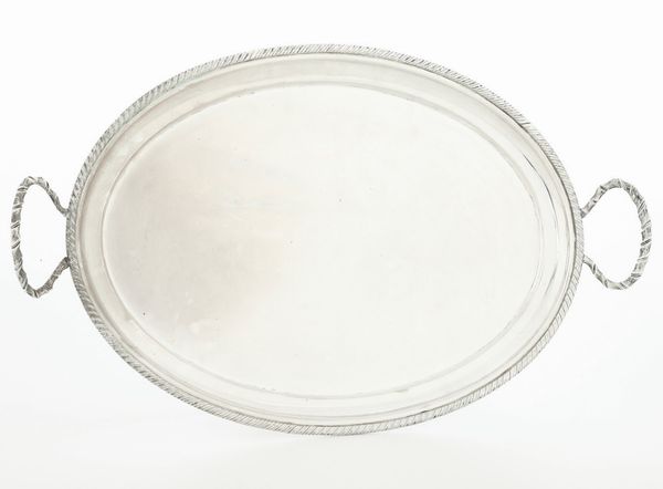 Vassoio biansato. Argenteria italiana del XX secolo  - Asta Argenti - Associazione Nazionale - Case d'Asta italiane