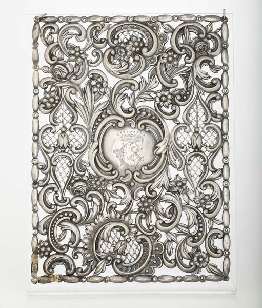 Copertina per legatura. Argento fuso, sbalzato, traforato e cesellato. Londra 1890. Argentiere WC (William Cooper ?)  - Asta Argenti - Associazione Nazionale - Case d'Asta italiane