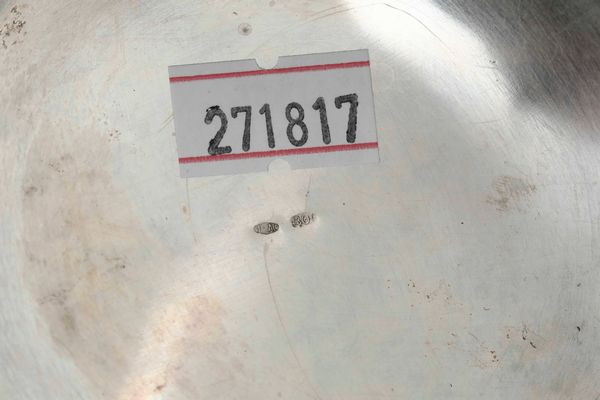 Boccale. Argento fuso, sagomato e cesellato. Argenteria artistica italiana, prima metà del XX secolo. Argentiere Cesa Alessandria  - Asta Argenti - Associazione Nazionale - Case d'Asta italiane