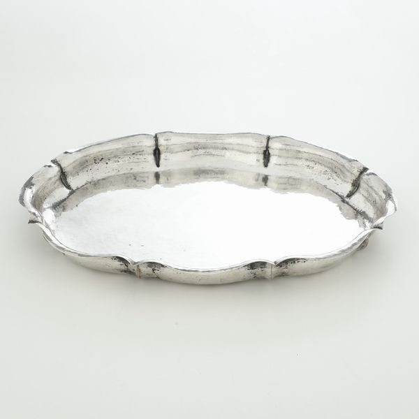 Vassoietto. Argenteria italiana del XX secolo, marchio dell'argentiere consunto  - Asta Argenti - Associazione Nazionale - Case d'Asta italiane