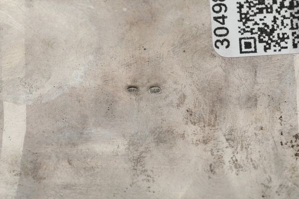 Scatola, Argenteria toscana del XX secolo, argentiere Roberto Raddi  - Asta Argenti - Associazione Nazionale - Case d'Asta italiane