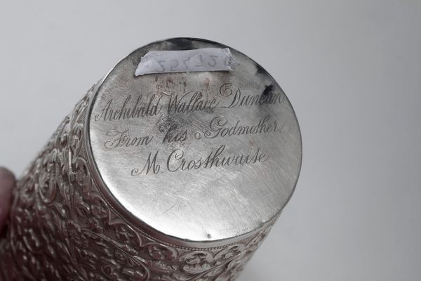 Lotto di oggetti in argento e metallo argentato. Varie manifatture del XX secolo saggio  - Asta Argenti - Associazione Nazionale - Case d'Asta italiane