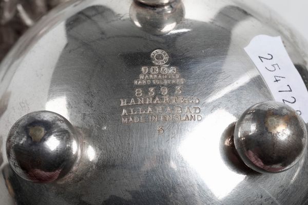 Lotto di oggetti in argento e metallo argentato. Varie manifatture del XX secolo saggio  - Asta Argenti - Associazione Nazionale - Case d'Asta italiane