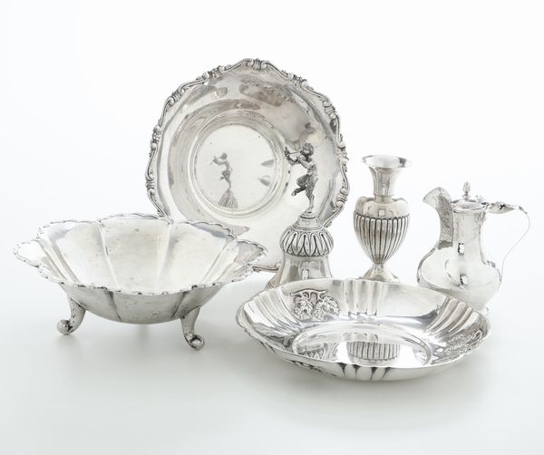 Lotto di oggetti in argento. Varie argenterie italiane del XX secolo  - Asta Argenti - Associazione Nazionale - Case d'Asta italiane