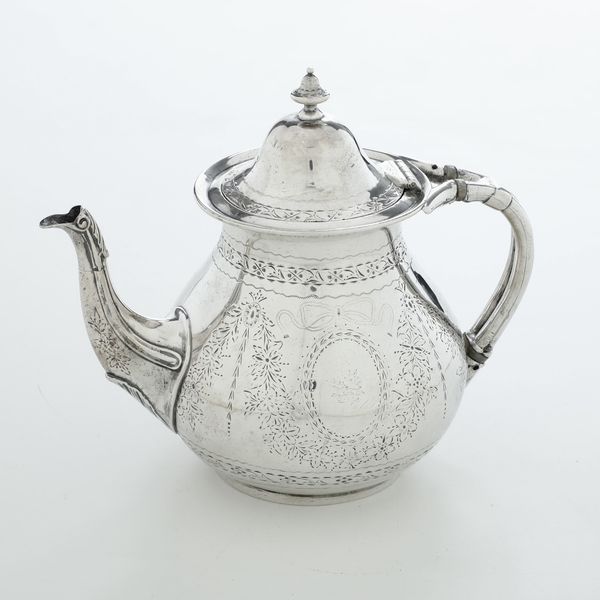 Teiera. Londra 1864  - Asta Argenti - Associazione Nazionale - Case d'Asta italiane