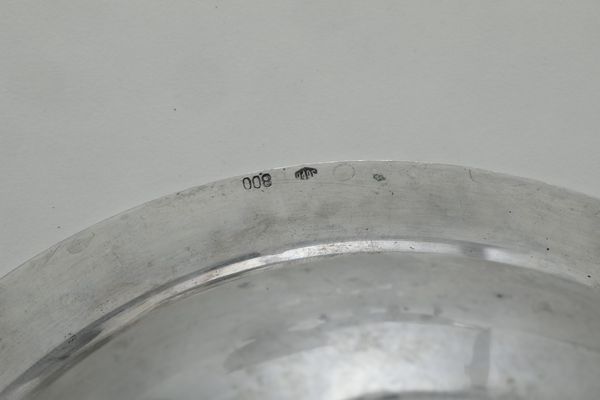 Tre ciotole differenti. Varie argenterie italiane del XX secolo  - Asta Argenti - Associazione Nazionale - Case d'Asta italiane