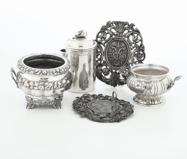 Lotto di oggetti in argento. Diverse manifatture italiane del XX secolo  - Asta Argenti - Associazione Nazionale - Case d'Asta italiane