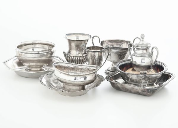 Lotto di oggetti in argento. Varie argenterie italiane del XX secolo  - Asta Argenti - Associazione Nazionale - Case d'Asta italiane