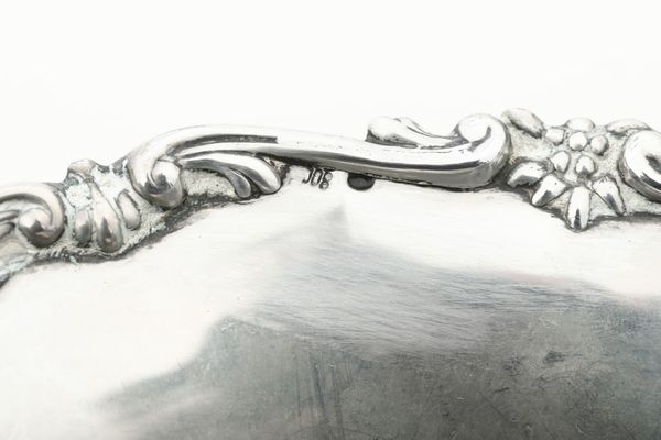 Lotto di oggetti in argento. Varie argenterie italiane del XX secolo  - Asta Argenti - Associazione Nazionale - Case d'Asta italiane