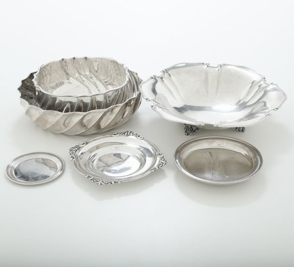 Lotto di oggetti in argento. Argenteria italiana del XX secolo  - Asta Argenti - Associazione Nazionale - Case d'Asta italiane