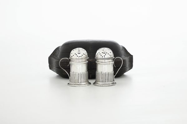 Coppia di saliere. Birmingham 1887  - Asta Argenti - Associazione Nazionale - Case d'Asta italiane