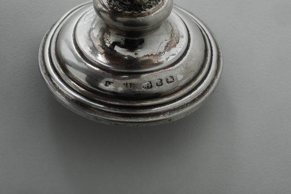 Coppia di porta calici. Birmingham 1899  - Asta Argenti - Associazione Nazionale - Case d'Asta italiane