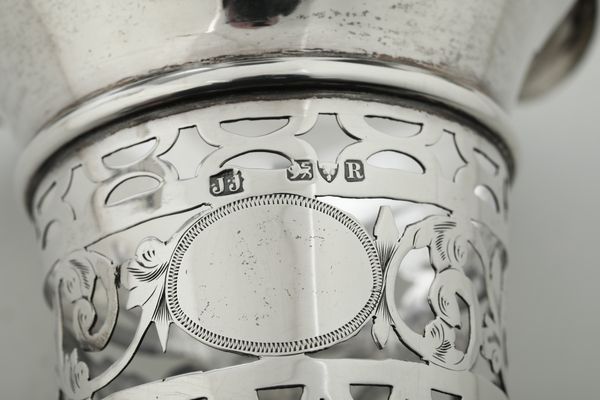 Coppia di vasetti. Chester 1900, argentiere Richard Jay e James Jay  - Asta Argenti - Associazione Nazionale - Case d'Asta italiane