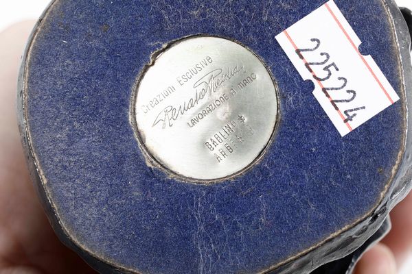 Coppia di sculturine raffiguranti contadinelli e scultura raffigurante clown in caolino e argento. Manifattura artistica italiana del XX secolo  - Asta Argenti - Associazione Nazionale - Case d'Asta italiane