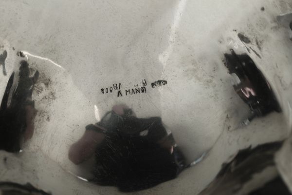 Tre centrotavola. Argenteria italiana del XX secolo, vari argentieri  - Asta Argenti - Associazione Nazionale - Case d'Asta italiane