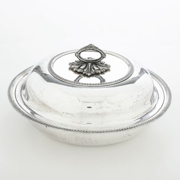 Legumiera. Argenteria milanese del XX secolo. Argentiere Miracoli  - Asta Argenti - Associazione Nazionale - Case d'Asta italiane