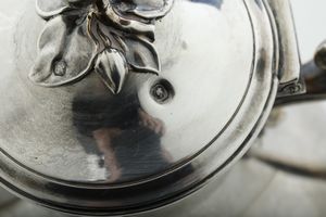 Caffettiera. Francia XX secolo  - Asta Argenti - Associazione Nazionale - Case d'Asta italiane