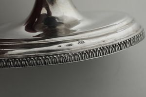 Due zuccheriere diverse. Argenteria italiana del XX secolo, argentieri differenti  - Asta Argenti - Associazione Nazionale - Case d'Asta italiane