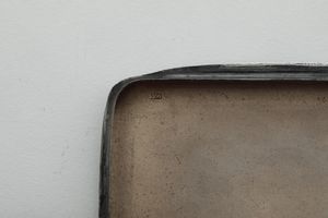 Due scatole e porta pillole. Differenti argenterie del XX secolo  - Asta Argenti - Associazione Nazionale - Case d'Asta italiane