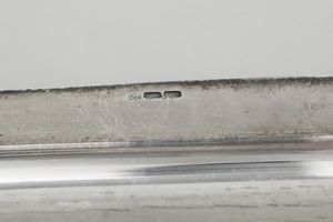 Vassoio biansato. Argenteria milanese del XX-XXI secolo. Argentiere Dabbene  - Asta Argenti - Associazione Nazionale - Case d'Asta italiane