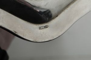 Salsiera con vassoio e cucchiaio. Argenteria veneta del XX secolo, argentiere Rino Greggio, Padova<BR>  - Asta Argenti - Associazione Nazionale - Case d'Asta italiane