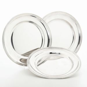 Tre piatti. Argenteria veneta del XX secolo, argentiere Rino Greggio, Padova  - Asta Argenti - Associazione Nazionale - Case d'Asta italiane