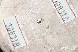 Coppia di candelabri. Argenteria italiana del XX secolo, argentiere F.lli Passera, Vercelli  - Asta Argenti - Associazione Nazionale - Case d'Asta italiane