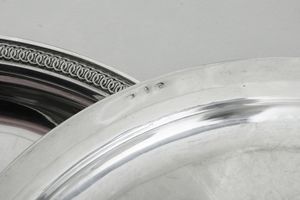 Undici piatti argento e una fiaschetta. Argenteria italiana del XX secolo  - Asta Argenti - Associazione Nazionale - Case d'Asta italiane