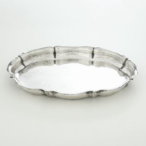 Vassoietto. Argenteria italiana del XX secolo, marchio dell'argentiere consunto  - Asta Argenti - Associazione Nazionale - Case d'Asta italiane