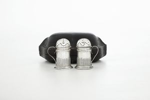 Coppia di saliere. Birmingham 1887  - Asta Argenti - Associazione Nazionale - Case d'Asta italiane