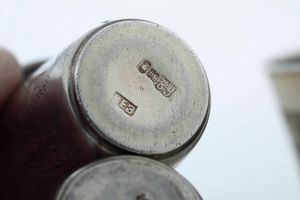 Quattro bicchieri. Argento fuso, sbalzato e cesellato. Russia fine XIX secolo, differenti manifatture  - Asta Argenti - Associazione Nazionale - Case d'Asta italiane