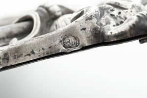 Cornice, manifattura europea del XVIII-XIX secolo, marchio parziale di difficile lettura  - Asta Argenti - Associazione Nazionale - Case d'Asta italiane